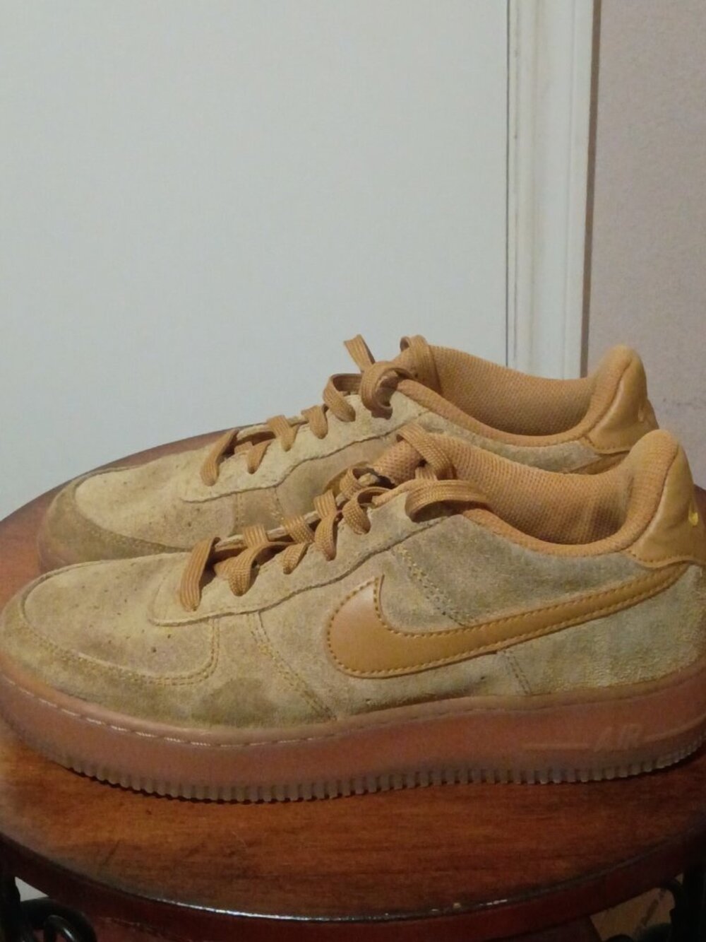 Nike Air Force 1 Wheat Gum Light Brown Suede Sneakers BQ5485-700 Kids Size 6Y - Picture 8 of 12